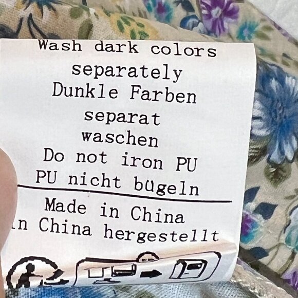 Scarlet Darkness Floral Dress Small German Dirndl Bavarian Oktoberfest - Picture 11 of 12